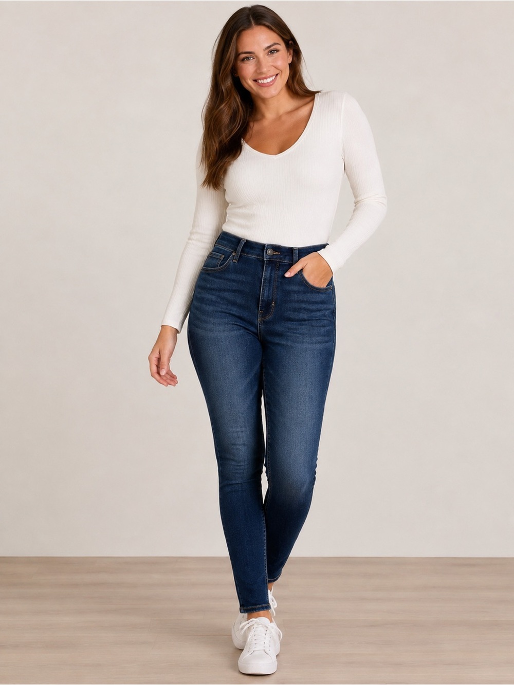 High-Rise Skinny Jeans in Dark Blue
